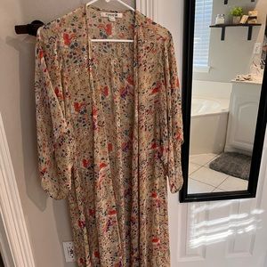 Kneelength sheer tunic robe